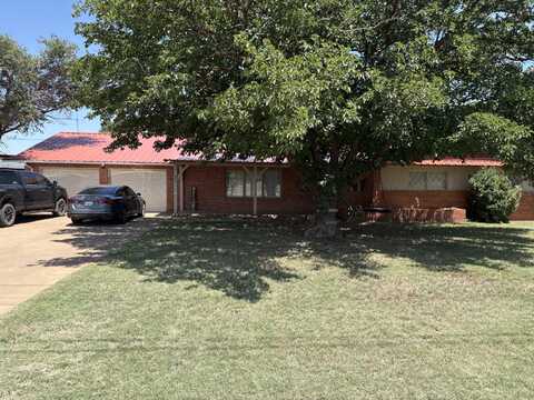 605 S Ayrshire Street, Crosbyton, TX 79322