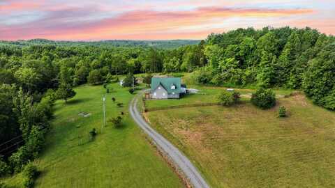1553 Craig Road, Williamsburg, KY 40769