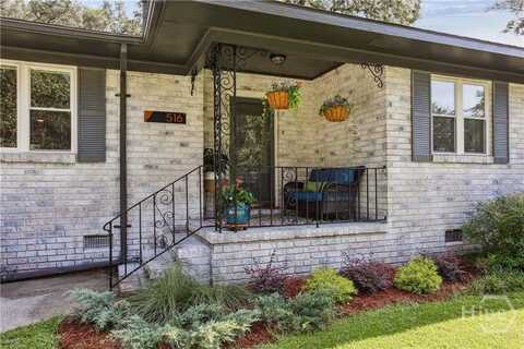 516 Early Street, Savannah, GA 31405