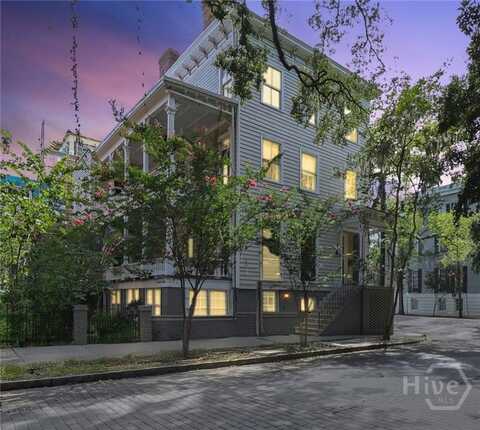 123 W Charlton Street, Savannah, GA 31401