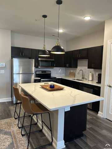 800 New Hampshire Street, Lawrence, KS 66044
