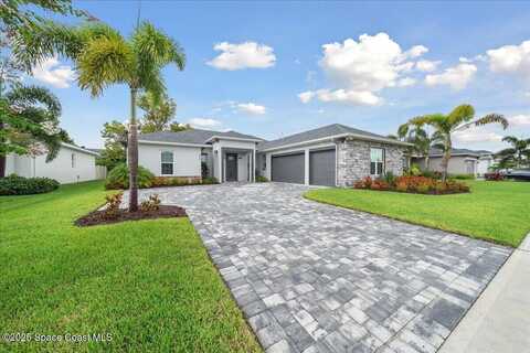 4365 Negal Circle, Melbourne, FL 32901