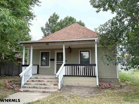 310 E 18TH STREET, Scottsbluff, NE 69361