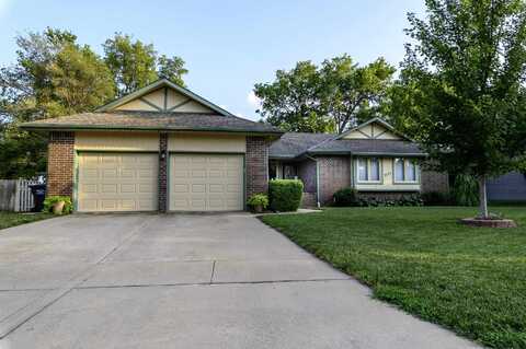 271 S Gleneagles Ct, Wichita, KS 67209
