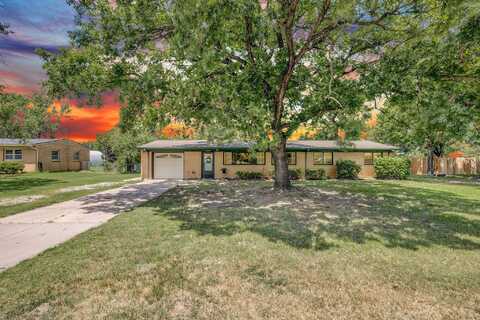 1500 W 33rd St N, Wichita, KS 67204