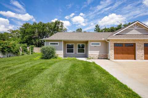 320 N Warren, Rose Hill, KS 67133
