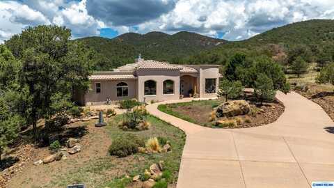 14 Kilimanjaro Court, Silver City, NM 88061