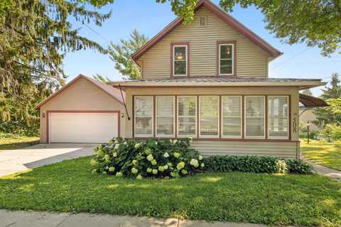 508 W Madison Street, Lake Mills, WI 53551