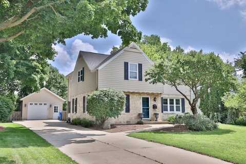 266 Kensington Drive, Madison, WI 53704