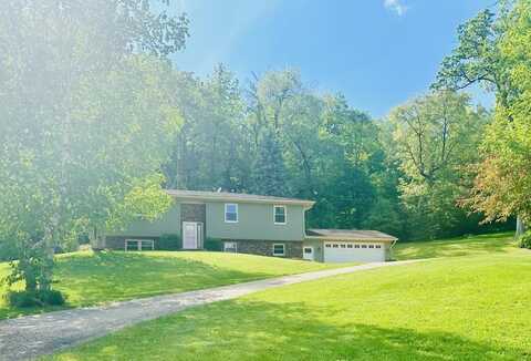 N7053 Newville Road, Waterloo, WI 53594