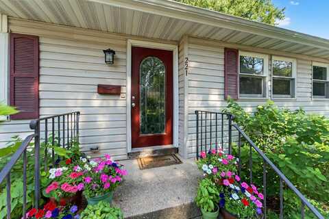 221 Buckingham Lane, Madison, WI 53714