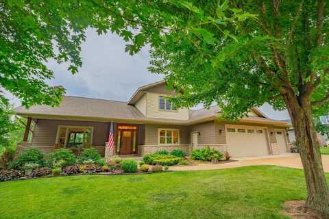 7022 Laufenberg Boulevard, Cross Plains, WI 53528