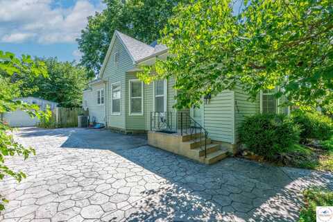 815 W 5th, Sedalia, MO 65301