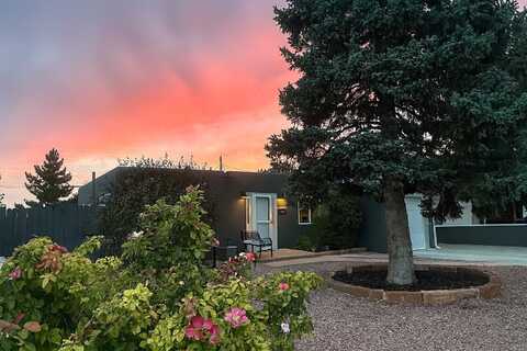 1204 Declovina Street, Santa Fe, NM 87505