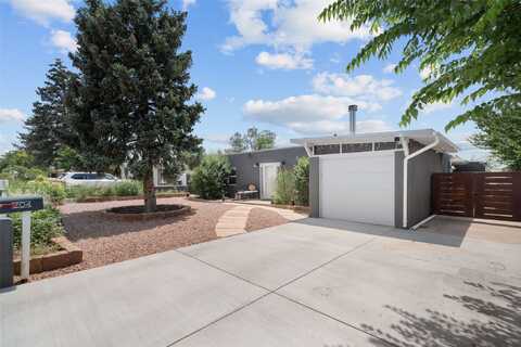 1204 Declovina Street, Santa Fe, NM 87505