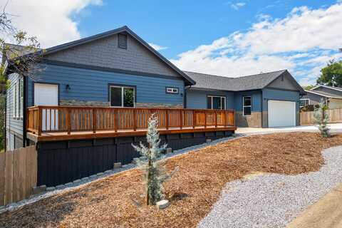 1140 Redbud Drive, Redding, CA 96001