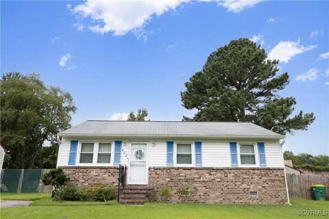 402 Pin Oak Dr, Hopewell, VA 23860