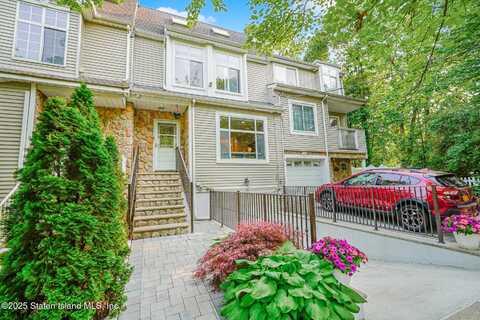 86 Wolcott Avenue, Staten Island, NY 10312