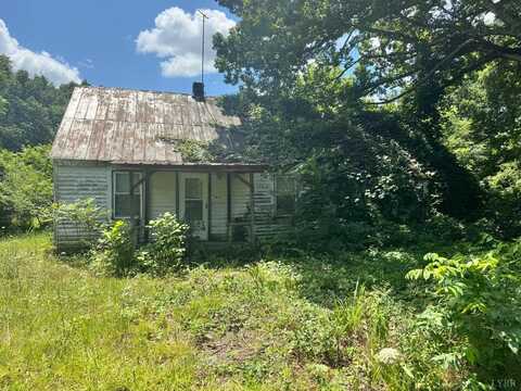 266 Tabor Road, Gladys, VA 24554