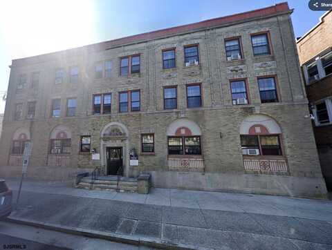 2 S Bartram Ave, Atlantic City, NJ 08401