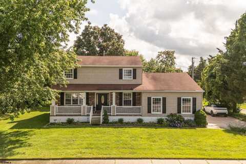 16 Hollyberry Ln, Marmora, NJ 08223