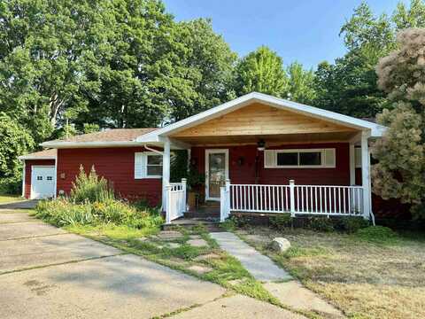 12 Riverside Drive, Massena, NY 13662