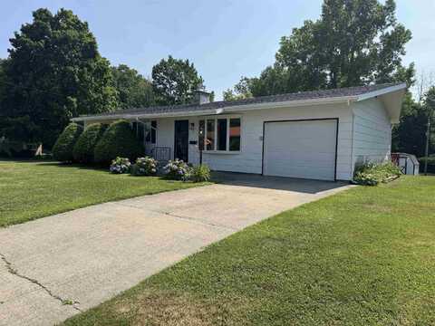 12 Randall Dr, Massena, NY 13662