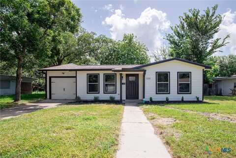 1204 Alcoa Street, Victoria, TX 77901