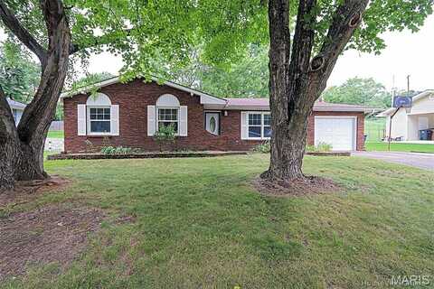 2225 Sherwood Drive, Cape Girardeau, MO 63701