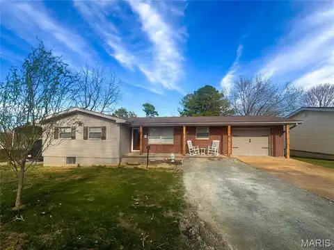 102 S Roosevelt Street, Desloge, MO 63601