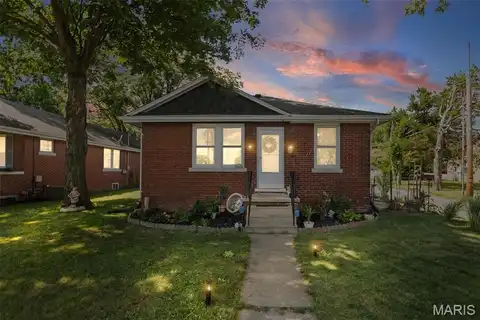 15 S 71st Street, Belleville, IL 62223
