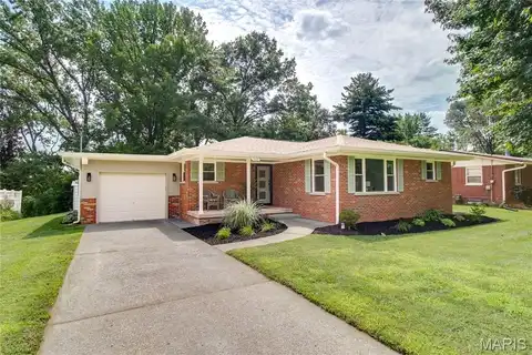 5103 Staten Drive, Godfrey, IL 62035