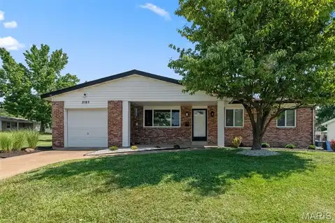 2185 Danelle Drive, Florissant, MO 63031