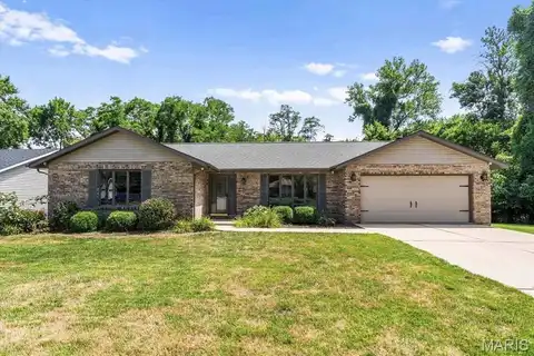 3700 Rolling Meadows Drive, Shiloh, IL 62221