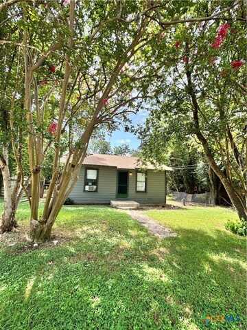 307 Orchard Street, San Marcos, TX 78666