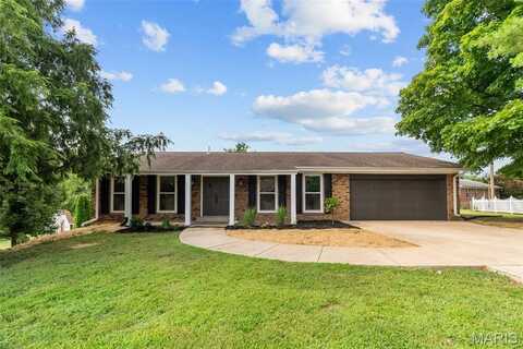 108 Sir Moss Lane, Fenton, MO 63026
