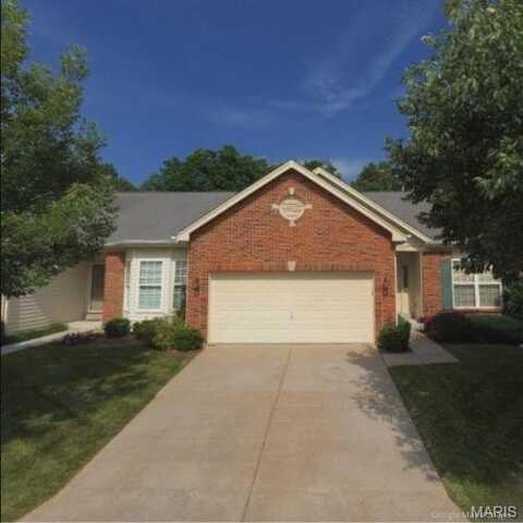 1384 Kensington Way Drive, Ellisville, MO 63011
