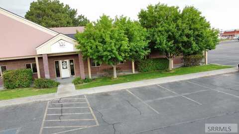 1825 Hoopes Avenue, Idaho Falls, ID 83404