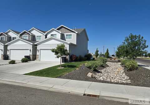 1038 Villa Vista Ln, Ammon, ID 83406