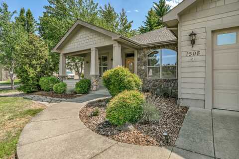 1508 Summit Ridge Circle, Medford, OR 97504