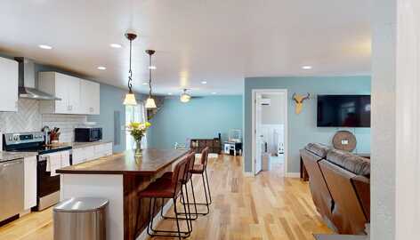 2526 Upper River Road, Grants Pass, OR 97526