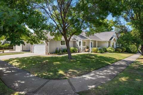 2065 Cheshire Way, Medford, OR 97501