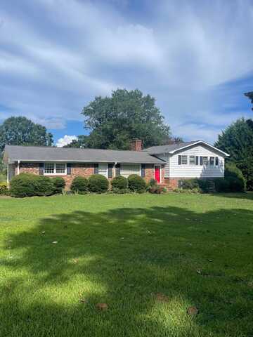 365 Fairlane Drive, Spartanburg, SC 29307