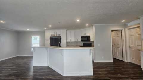 6576 Prince Blvd, Fenton, MI 48430