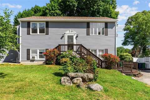81 Pender Avenue, Warwick, RI 02889