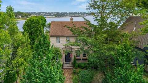 128 Eustis Avenue, Newport, RI 02840