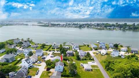 8 Green Acres Drive, Narragansett, RI 02882