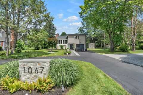 1067 Great Road, Lincoln, RI 02865