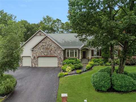 1 Victoria Drive, Smithfield, RI 02917