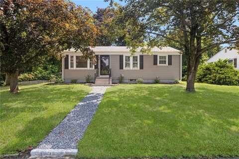 71 Waycross Drive, Warwick, RI 02888